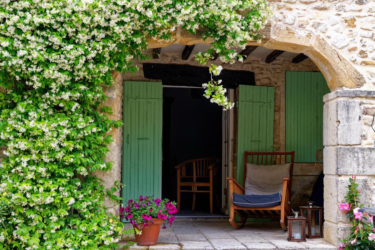 Mastignac Chambre D'Hote Valreas Bagian luar foto