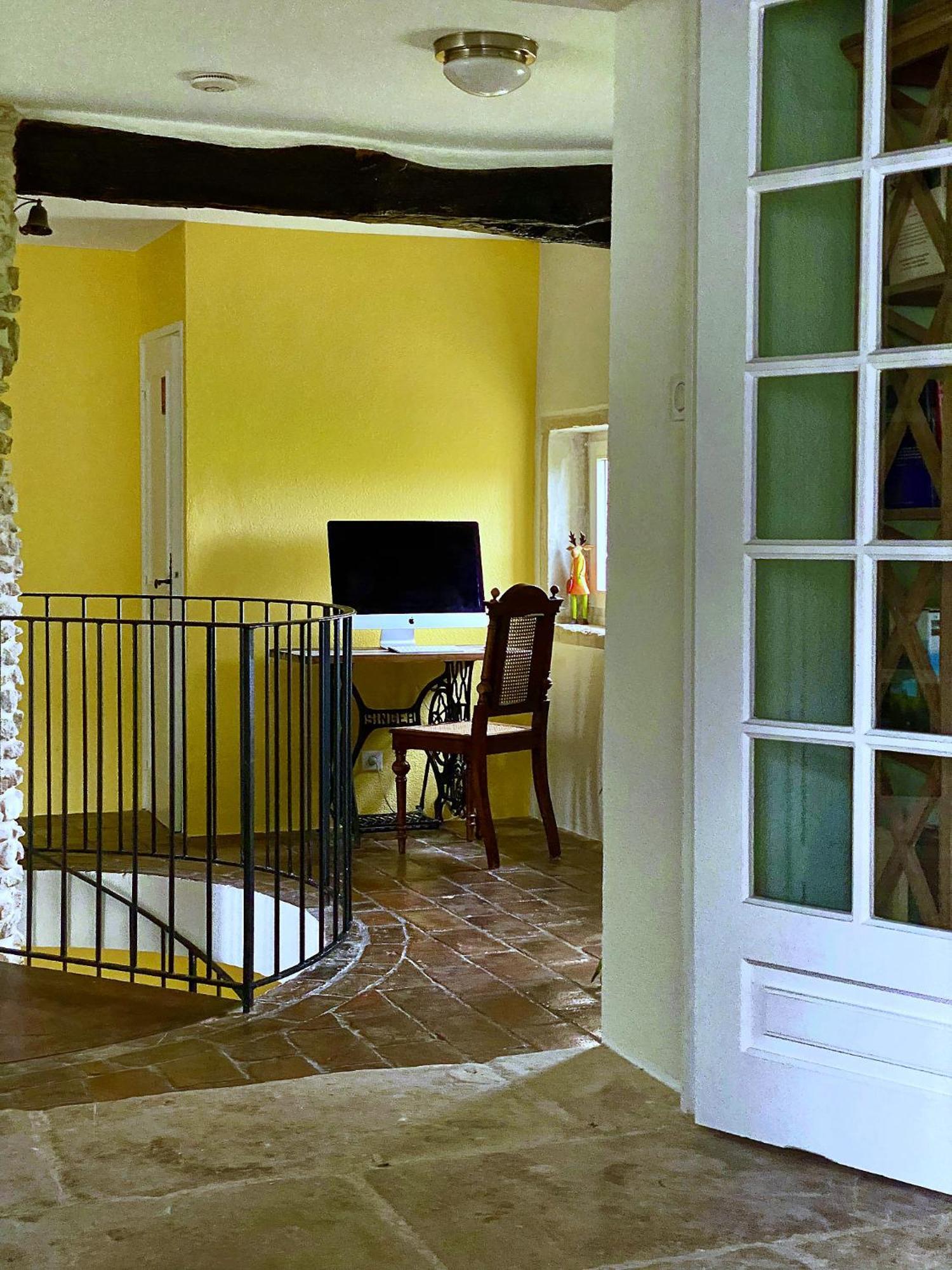 Mastignac Chambre D'Hote Valreas Bagian luar foto